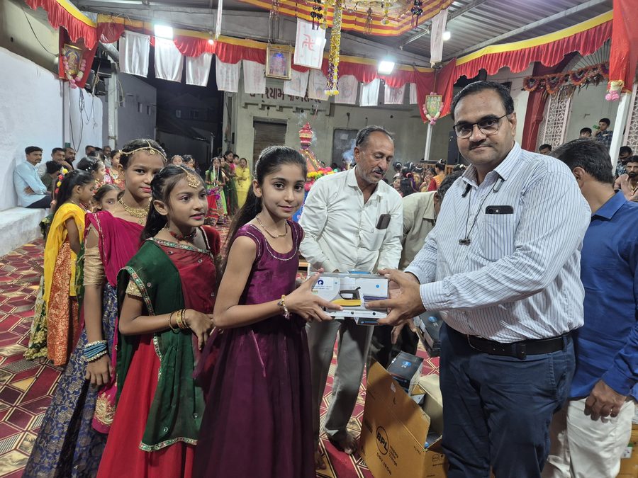 રિલાયન્સ દ્વારા 6,000થી વધુ કન્યાઓને નવરાત્રી નિમિત્તે લહાણી અર્પણ કરી ભારતીય સંસ્કૃતિ અને પરંપરાનું સન્માન