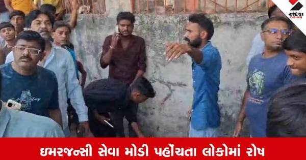 બાલાસિનોરમાં યુવક પર છરીથી ઘાતક હુમલો, 30 થી 35 મિનિટ મોડી પહોંચેલી 108 સામે લોકોનો રોષ
