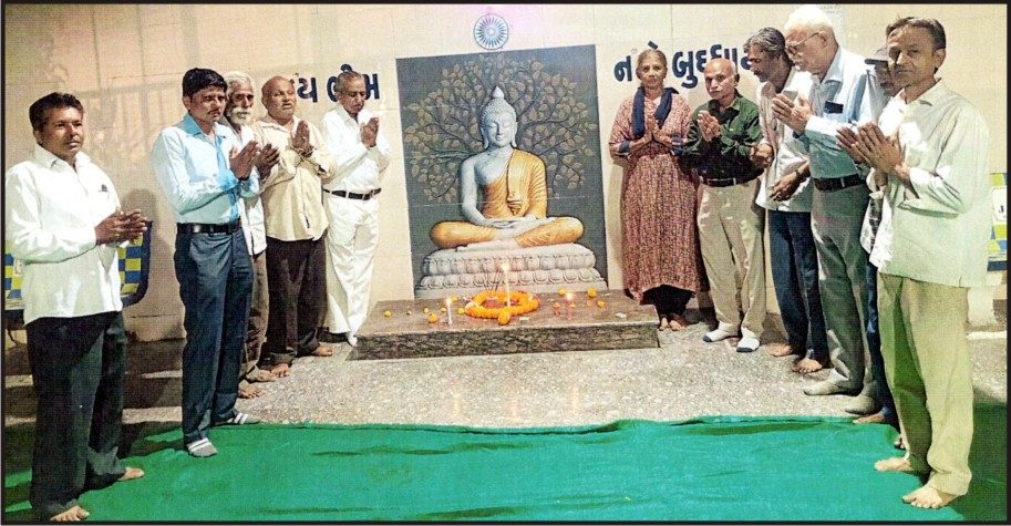 જામનગરમાં અશોક વિજયા દશમી નિમિત્તે ધમ્મ ચક્ર પ્રવર્તમાન દિનની શ્રદ્ધાભેર ઉજવણી
