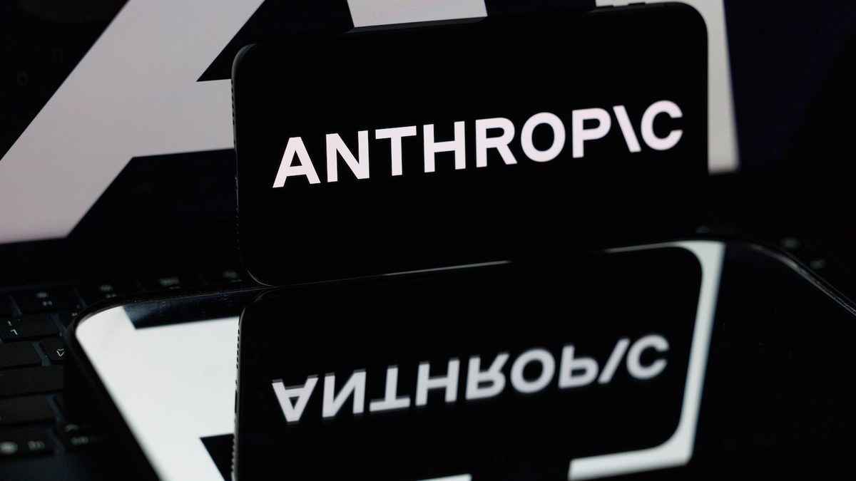 એઆઈ જગતની જાયન્ટ કંપની Anthropic નો ઐતિહાસિક આઈપીઓ, પ્રોફિટની જગ્યાએ કરોડોનું નુકસાન છતાં ભારે ચર્ચા
