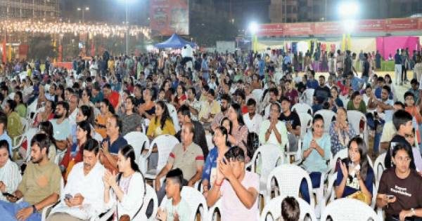 ગાંધીનાગરમાં શોપિંગ ફેસ્ટિવલનો ધમાકેદાર પ્રારંભ, પહેલા જ દિવસે 20 હજાર લોકો ઉમટ્યા