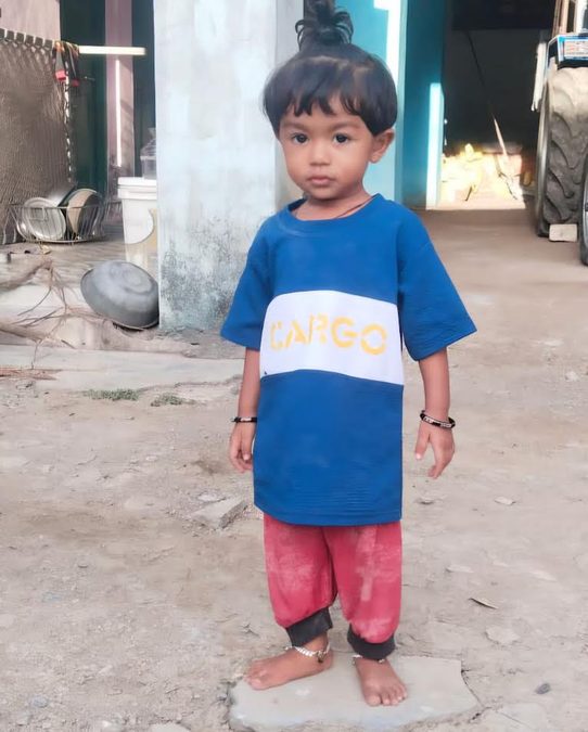 ઉનાના વાંસોજમાં રાત્રે શાક-રોટલો ખાધા બાદ આખી ફૅમિલીની તબિયત બગડી, 2 વર્ષની માસૂમ દીકરીનું મોત