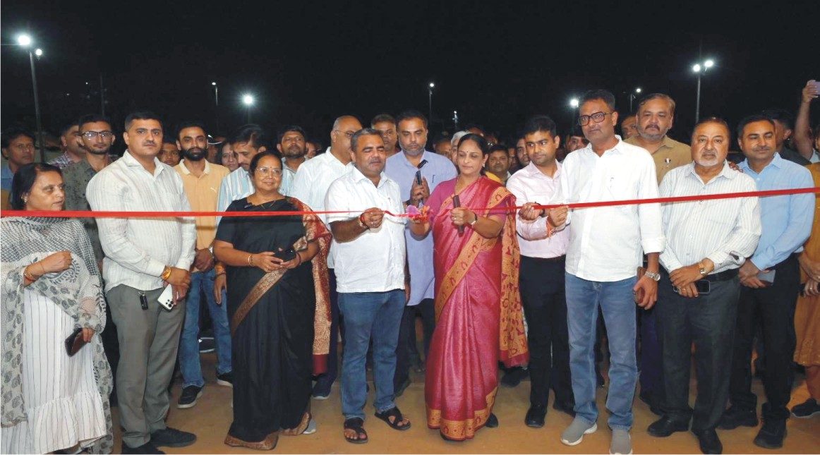 જામનગરમાં સ્વદેશી મેળાનો રંગારંગ પ્રારંભ, લોકલ વસ્તુઓની ખરીદી કરવા મેયરની અપીલ