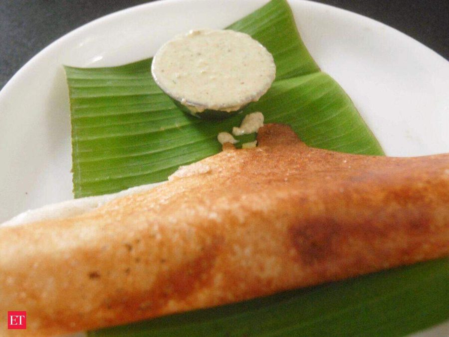 બેંગલુરુની પ્રખ્યાત સેન્ટ્રલ ટિફિન રૂમ (CTR) વિવાદમાં, મસાલા ડોસામાંથી વંદો નીકળતા ગ્રાહકોમાં રોષ