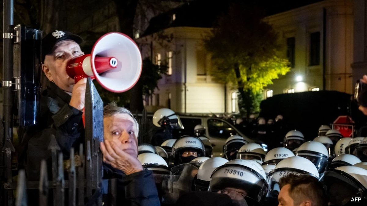 In Poland, Judge Suspends Her Court's President. Protests, Coup Claim Follow