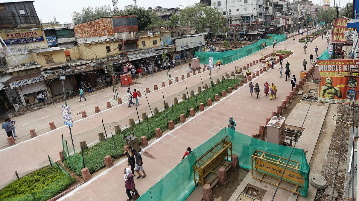 દિવાળીની ખરીદી ટાણે દિલ્હીમાં રાજકારણ ગરમાયું, ટ્રેડર્સે વિરોધ કરતા BJPએ આપ્યું 1 કલાકનું આશ્વાસન