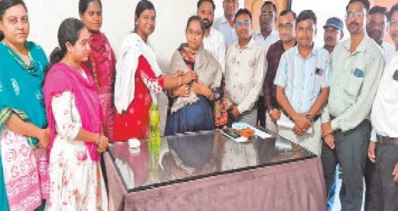 દાહોદ: સિંગવડ તાલુકામાં અખિલ ભારતીય રાષ્ટ્રીય શૈક્ષિક મહાસંઘની નવી કારોબારીએ અધિકારીઓ સાથે શુભેચ્છા મુલાકાત યોજી