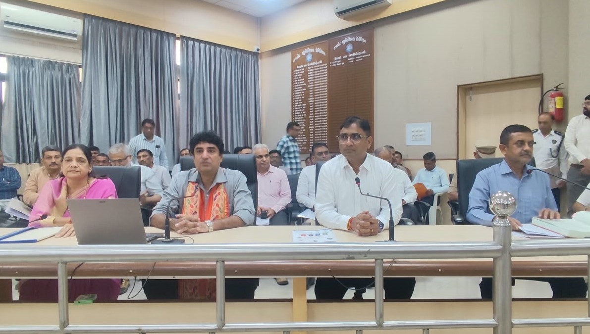 જનતાના સ્વાસ્થ્ય સાથે ચેડાં કરતા તત્વો સામે લાલ આંખ: મનપાની સામાન્ય સભામાં ફૂડ એક્ટના બાર આકરા સુધારા માટે ઠરાવ મંજૂર