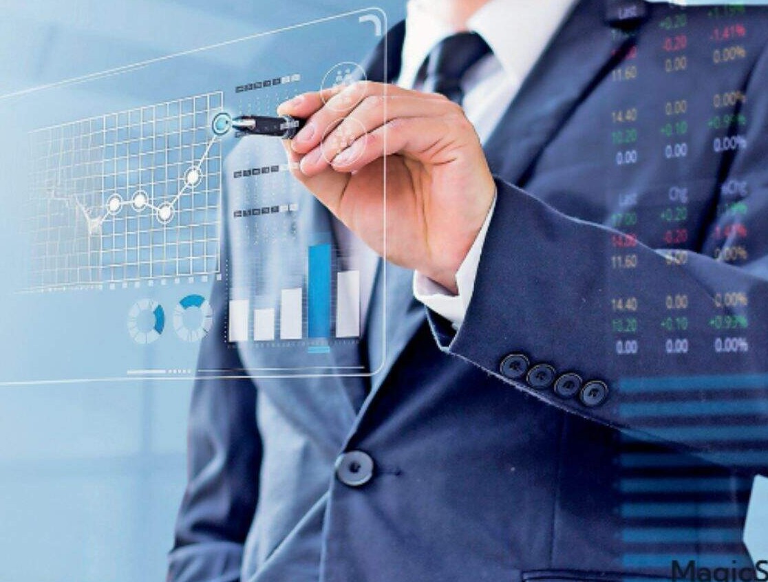 સ્મોલ કેપ શેરોમાં વધુ પડતાvaluation વચ્ચે નિષ્ણાતોની લાર્જ કેપ તરફ વળવાની સલાહ