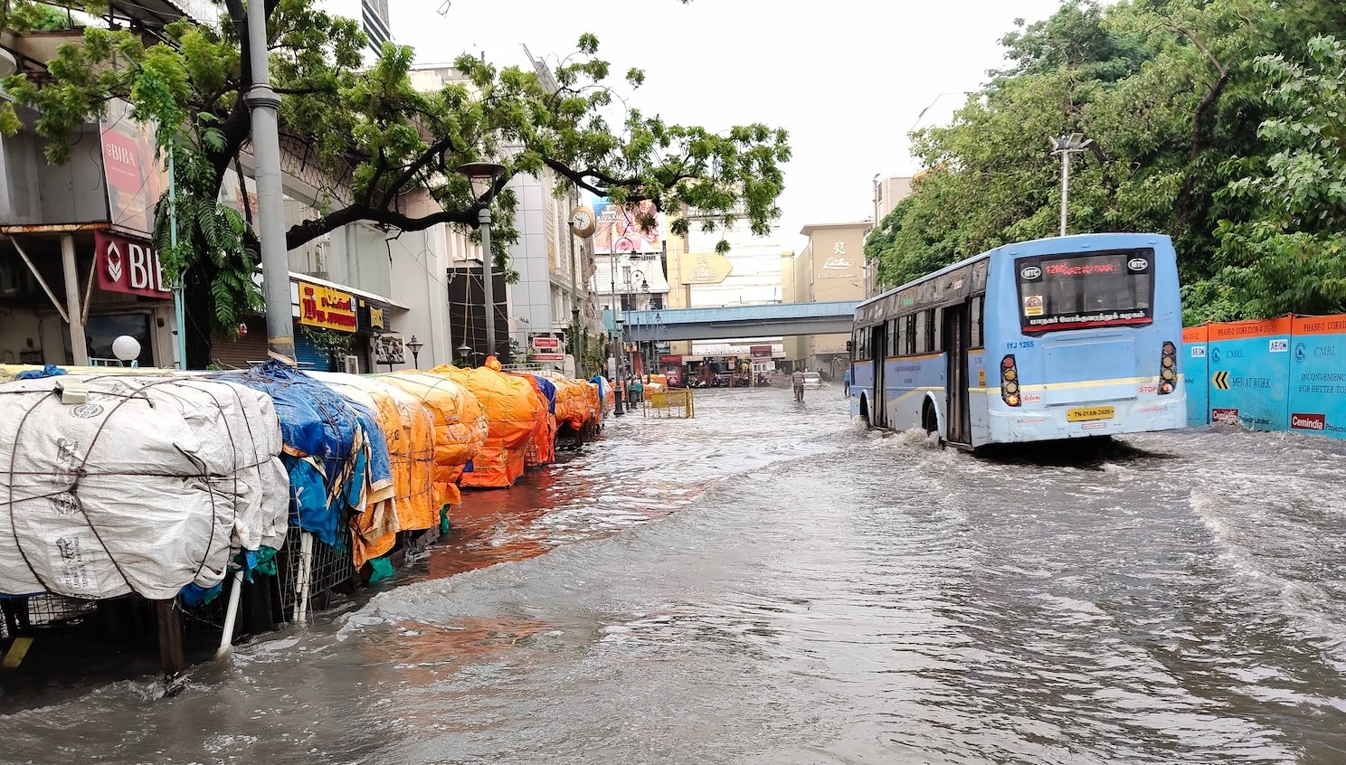 દક્ષિણી રાજ્યોમાં ભારે વરસાદનું જોખમ, ચેન્નઈ સહિત ચાર જિલ્લાઓમાં શાળાઓ બંધ રાખવાની જાહેરાત