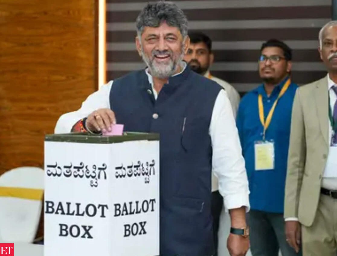 કર્ણાટક વિધાન પરિષદની ચાર બેઠકો પર કોંગ્રેસ અને રાષ્ટ્રીય લોકતાંત્રિક ગઠબંધન વચ્ચે કસોટીનો જંગ