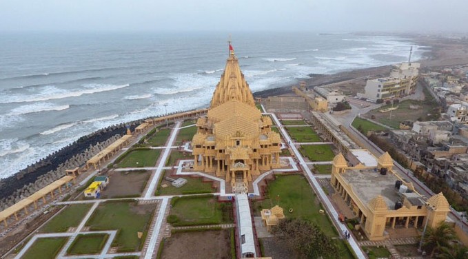 સોમનાથ મંદિર આસપાસ માંસાહારી ભોજન પર પ્રતિબંધનો વિવાદ ગુજરાત હાઈકોર્ટ પહોંચ્યો