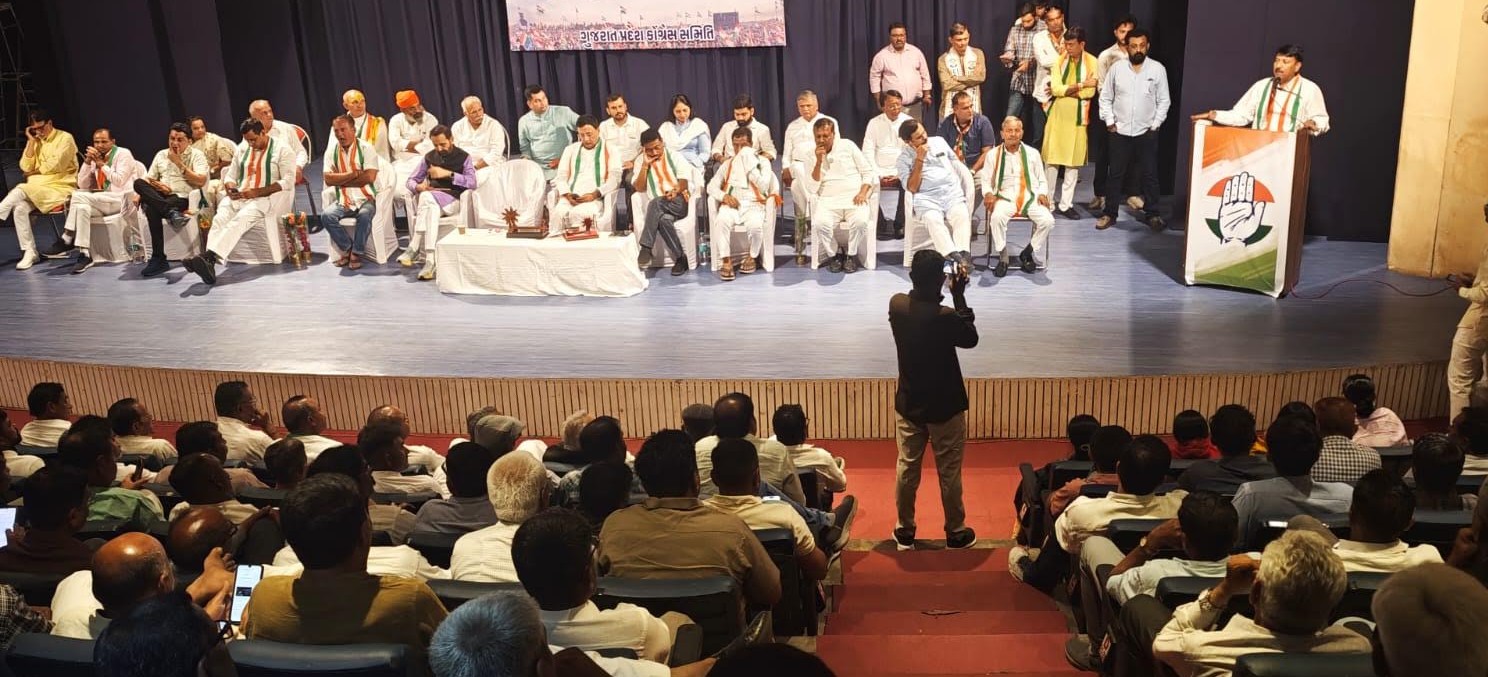 ગુજરાતનું વીજ સંકટ અને ખેડૂતોની હાલાકી ભાજપ સરકારની નિષ્ફળતા છે: રણદીપ સૂરજેવાલા