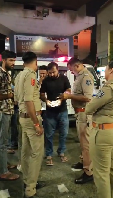 રાત્રિ કોમ્બિંગમાં પોલીસની લાલ આંખ: ઘાતક હથિયાર અને નશાની હાલતમાં પચાસથી વધુ અસામાજિક તત્વો ઝડપાયા