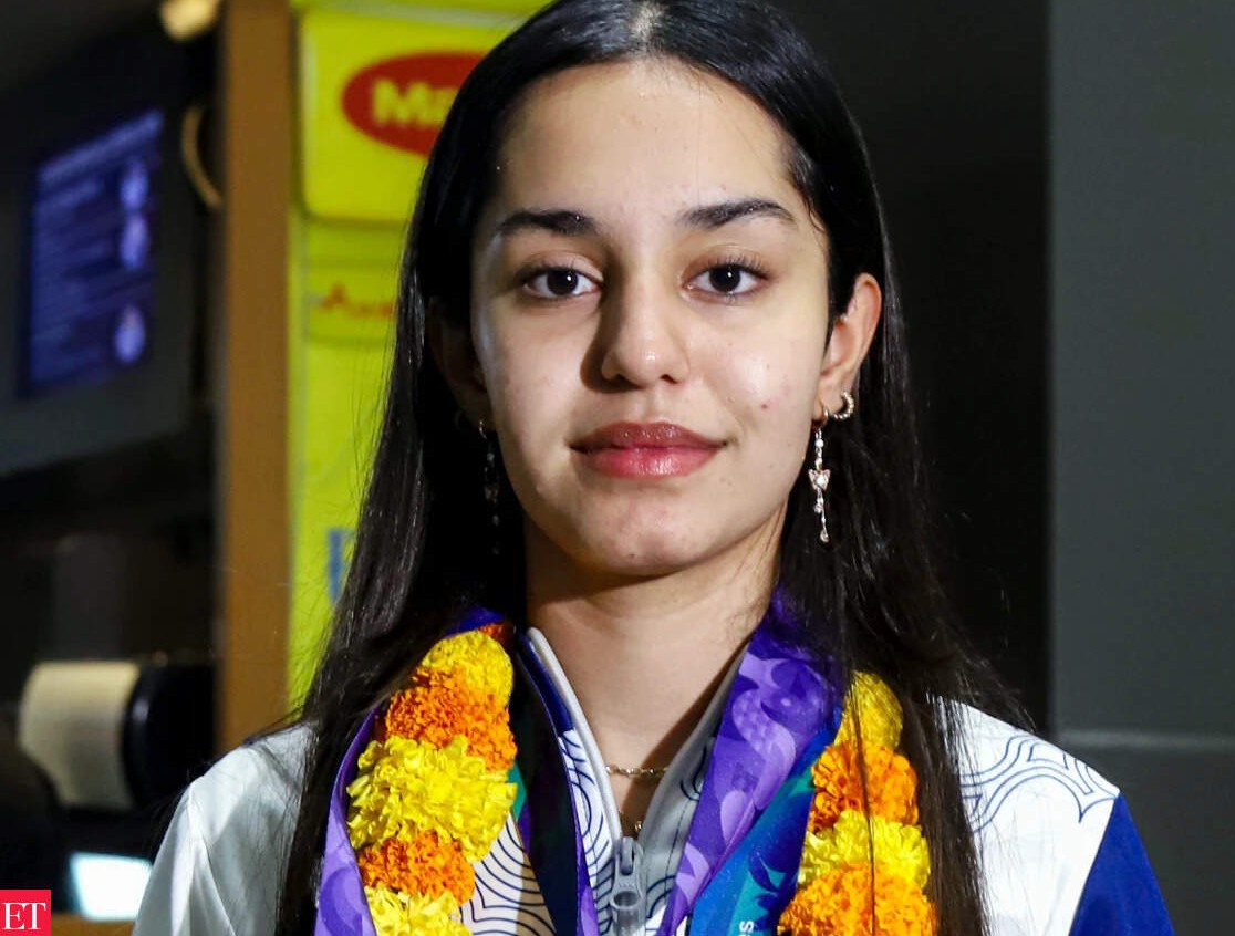 ભારતીય સ્ક્વોશ સ્ટાર અનાહત સિંહે આઠ વખતની વિશ્વ ચેમ્પિયનને હરાવીને રચ્યો નવો ઇતિહાસ