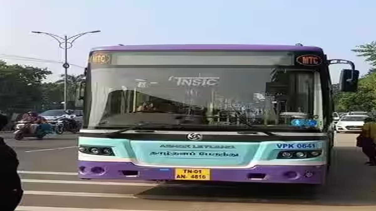 મહાનગર પરિવહન નિગમ દ્વારા એક હજાર વાતાનુકૂલિત વીજ બસો અને બસોત્તર મેટ્રો ફિડર વાહનોની નિવિદાઓ રદ