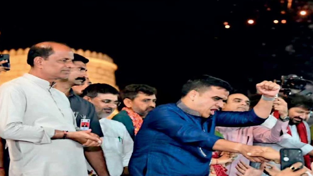 ગાંધીનગર મહાનગરપાલિકાની ચૂંટણીમાં ભવ્ય વિજય બદલ નાયબ મુખ્યમંત્રી હર્ષ સંઘવીએ નગરજનોનો આભાર માન્યો, વિકાસકાર્યોને સો ગણા વેગવંતા બનાવવાની ખાતરી આપી