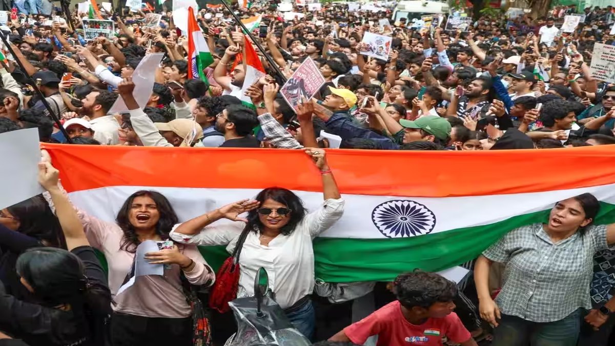 આગામી સોળમી ઓક્ટોબરે દિલ્હીમાં સંભવિત તિરંગા લહેરાવો આંદોલનને અનુલક્ષીને વ્યાપક સુરક્ષા વ્યવસ્થાઓ ગોઠવવામાં આવી