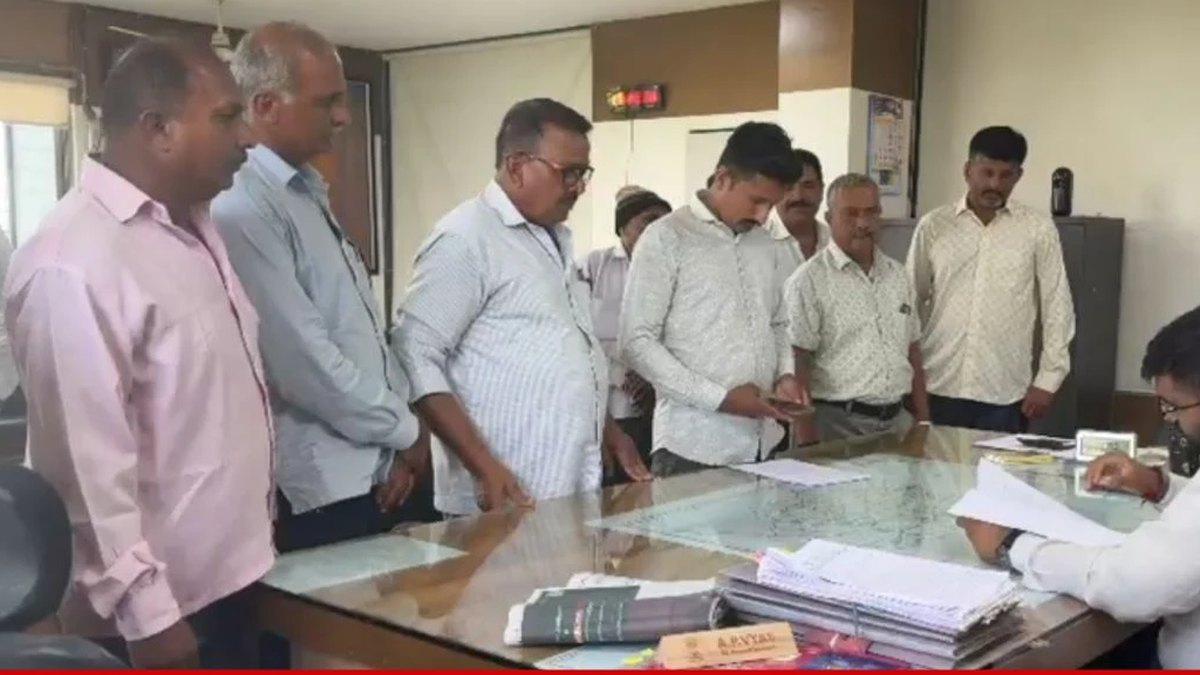 અમરેલીમાં ચારમાર્ગીય ધોરીમાર્ગ યોજના સામે ખેડૂતોનો ઉગ્ર આક્રોશ: રાજુલા અને જાફરાબાદના ધરતીપુત્રોએ આપી ત્રણ દિવસની આખરી મહેતલ